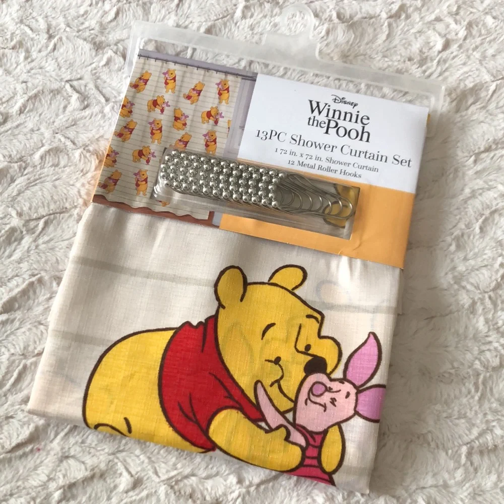 Disney Winnie the Pooh and Piglet Shower Curtain Set
